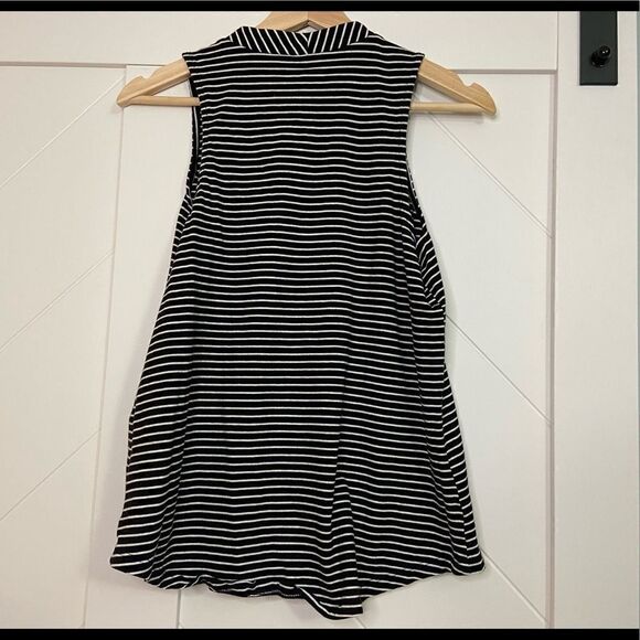 Old Navy striped tank - Picture 2 of 3